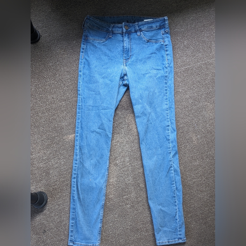 Size 29 (6 converted) h&m denim blue jeans